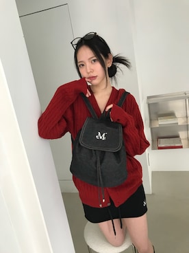 「MUCENT（ムセント）のアイテム（バックパック/リュック、ブラック系）」を使った、MUCENTさん（レディース・163cm）の冬コーディネート