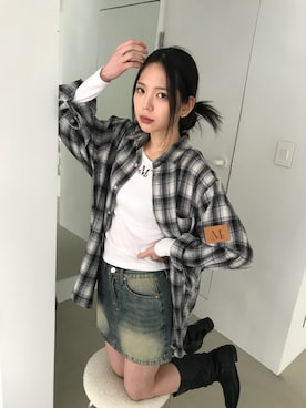 「MUCENT（ムセント）のアイテム（シャツ/ブラウス、ブラック系）」を使った、MUCENTさん（レディース・163cm）の冬コーディネート