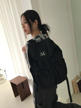 「MUCENT（ムセント）のアイテム（バックパック/リュック、ブラック系）」を使った、MUCENTさん（レディース・163cm）の冬コーディネート