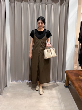 「ITEMS URBANRESEARCH（アイテムズ アーバンリサーチ）の『洗濯可』ワッシャーナイロンキャミワンピースセット(楽着シリーズ)（ワンピース、ブラウン系）」を使った、yuuさん（レディース・164cm）の春コーディネート