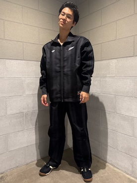 「アイテム（ナイロンジャケット、グレー系）」を使った、FAさん（メンズ・173cm）の秋コーディネート