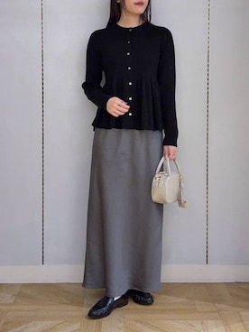 「LOWRYS FARM（ローリーズファーム）のストレッチサテンスカート　 290120（スカート、グレー系）」を使った、oharu14さん（レディース）の春コーディネート