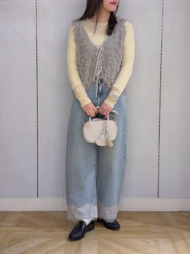 「LOWRYS FARM（ローリーズファーム）のチャームツキミニボストン  592822（ボストンバッグ、ホワイト系）」を使った、oharu14さん（レディース）の春コーディネート