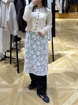 「LOWRYS FARM（ローリーズファーム）のカットイージーコクーンパンツ　292362（スウェットパンツ、ブラック系）」を使った、oharu14さん（レディース）の冬コーディネート