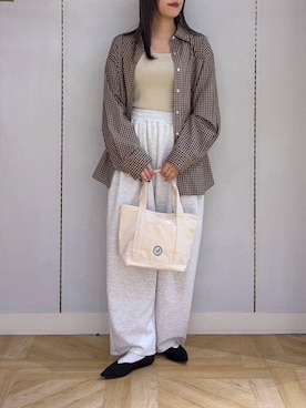 「LOWRYS FARM（ローリーズファーム）のカットイージーカーブパンツ 292362（スウェットパンツ、グレー系）」を使った、oharu14さん（レディース）の春コーディネート