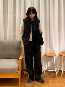 「アイテム（サンダル）」を使った、むーさん（レディース・156cm）の秋コーディネート