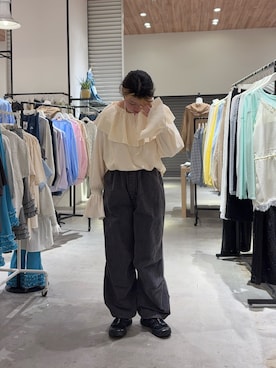 「etsinta（エシンタ）のアイテム（パンツ）」を使った、R!SAさん（レディース・160cm）の春コーディネート