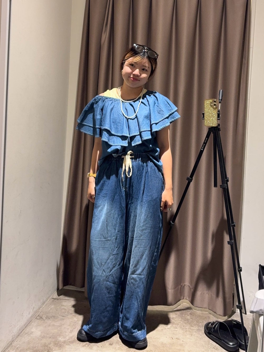 綿麻デニムマルチウェイブラウスを使った人気ファッション