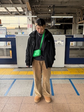 「アイテム（ナイロンジャケット）」を使った、R!SAさん（レディース・160cm）の秋コーディネート