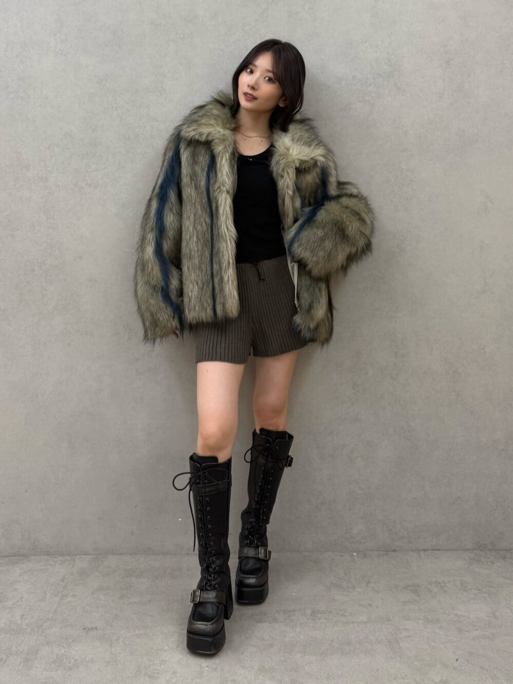 フェイクファーラインジャガードコート フェイクファーラインジャガードコート[品番：MKSW0060529