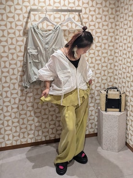 「BAYFLOW（ベイフロー）のアイテム（パンツ）」を使った、sunabfさん（レディース・148cm）の春コーディネート