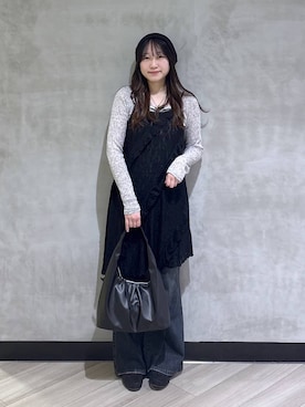 「PAGEBOY（ページボーイ）のスリムレッグフレアデニム【4color/4size】（デニムパンツ、ブルー系）」を使った、まなさん（レディース）の春コーディネート