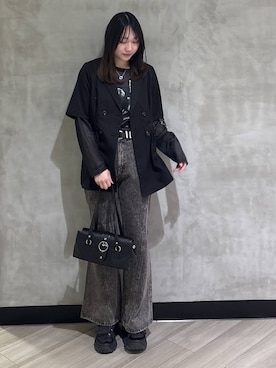 「PAGEBOY（ページボーイ）のスリムレッグフレアデニム/脚長効果抜群【4color/4size】（デニムパンツ、ブラック系）」を使った、まなさん（レディース）の夏コーディネート
