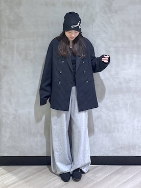 「PAGEBOY（ページボーイ）のデカポウラケパンツ【4color・2size】（スウェットパンツ、グレー系）」を使った、まなさん（レディース）の春コーディネート