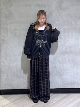「PAGEBOY（ページボーイ）のセットアップワイドスラックス【セットアップ対応/無地色のみイージーケア】（スラックス、その他）」を使った、まなさん（レディース）の秋コーディネート