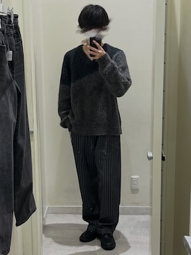 「グラデーションニット」｜「アイテム（スラックス）」を使った、ri0riiさん（メンズ・172cm）の冬コーディネート