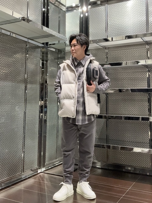 A|X アルマーニ エクスチェンジ】AXロゴ ジップアップフーデッド