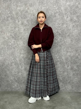 「スタッフ」｜ERIKA さん（レディース・157cm）の冬コーディネート