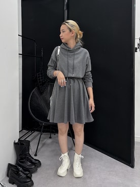 「GEVS.（ジェイヴィス）のアイテム」を使った、ERIKA さん（レディース・157cm）の夏コーディネート