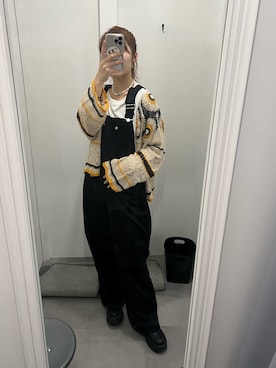 「Ungrid（アングリッド）のアイテム（サロペット/オーバーオール）」を使った、西村唯さん（レディース・160cm）の冬コーディネート