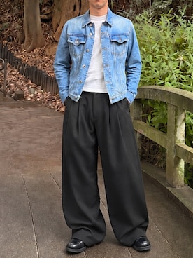 「NVRFRGT（ネヴァーフォーゲット）のCONZ別注 2TUCKED CURVED LEG TROUSERS/スラックス/2タックバギーパンツ/ベルトレス/NVRFRGT（スラックス、ブラック系）」を使った、kakeruさん（メンズ・170cm）の秋コーディネート