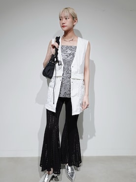 「Ruh Dhan（ルーダン）のLace Paneled Flare Pants（その他パンツ、ブラック系）」を使った、MARTEさん（レディース・168cm）の春コーディネート