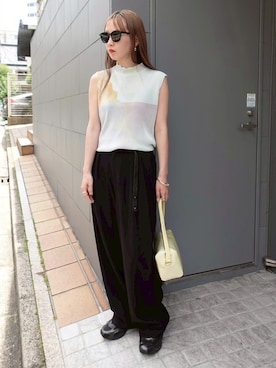 「sahara（サハラ）のArt Print Sleeveless Top（Tシャツ/カットソー、ブルー系）」を使った、MARTEさん（レディース・158cm）の夏コーディネート