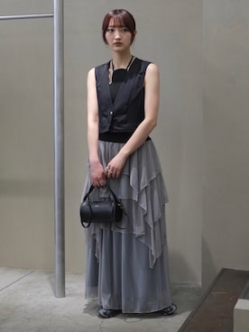 「sahara（サハラ）の【PRE ORDER】Mesh Panel Nylon Vest（ベスト、ブラック系）」を使った、MARTEさん（レディース・158cm）の夏コーディネート
