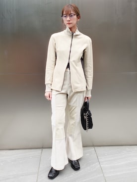 「ILANIS（イラニス）のアイテム」を使った、MARTEさん（レディース・160cm）の秋コーディネート