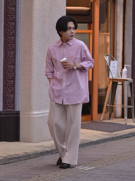 「アイテム（アナログ腕時計、ピンク系）」を使った、かやさん（メンズ・170cm）の春コーディネート