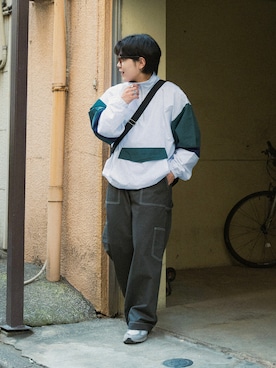 「春服デビュー宣言」｜「アイテム（ナイロンジャケット）」を使った、かやさん（メンズ・168cm）の春コーディネート