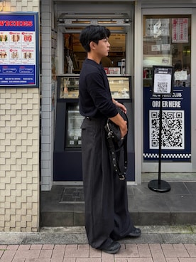「Acne Studios（アクネストゥディオズ）のFN-UX-BAGS000191（ハンドバッグ、ブラック系）」を使った、かやさん（メンズ・168cm）の秋コーディネート