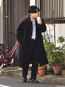 「Confirm（コンファーム）のアイテム（ステンカラーコート）」を使った、かやさん（メンズ・170cm）の冬コーディネート