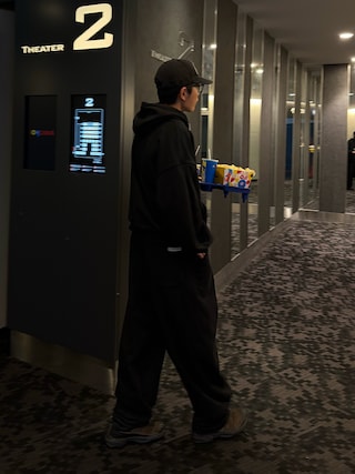 「ANGLAN(アングラン)のValley Tuck Sweat Balloon Hoodie - Black(パーカー)」を使った、かやさん(メンズ・168cm)の秋コーディネート