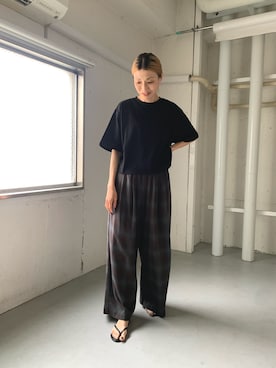 「URBAN RESEARCH DOORS（アーバンリサーチドアーズ）のFORK&SPOON　オンブレチェックパンツ（その他パンツ、ブラウン系）」を使った、masayooさん（レディース・167cm）の夏コーディネート