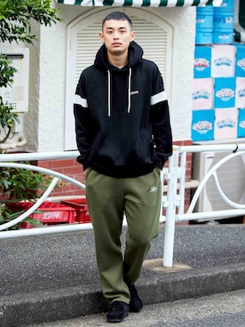 「SILAS（サイラス）のアイテム（スウェットパンツ）」を使った、SILASさん（メンズ・180cm）の秋コーディネート