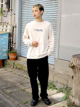 「SILAS（サイラス）のアイテム（トップス）」を使った、SILASさん（メンズ・180cm）の秋コーディネート