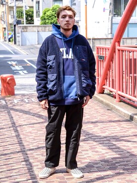 「ナイロンパンツ」｜「アイテム（その他アウター）」を使った、SILASさん（メンズ・180cm）の秋コーディネート