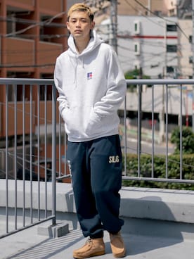「SILAS（サイラス）のアイテム（スウェットパンツ）」を使った、SILASさん（メンズ・180cm）の秋コーディネート