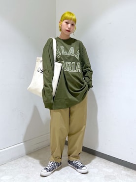 「SILAS（サイラス）のアイテム（Tシャツ/カットソー）」を使った、SILASさん（レディース・158cm）の春コーディネート