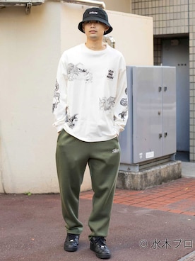 「SILAS（サイラス）のアイテム（Tシャツ/カットソー）」を使った、SILASさん（メンズ・180cm）の秋コーディネート