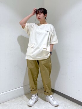 「SILAS（サイラス）のアイテム（Tシャツ/カットソー）」を使った、SILASさん（レディース・159cm）の春コーディネート