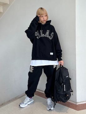 「SILAS（サイラス）のアイテム（スウェットパンツ）」を使った、SILASさん（レディース・158cm）の冬コーディネート