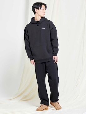 「SILAS（サイラス）のアイテム（スウェットパンツ）」を使った、SILASさん（メンズ・180cm）の秋コーディネート