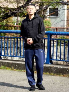 「SILAS（サイラス）のアイテム（スウェットパンツ）」を使った、SILASさん（メンズ・180cm）の冬コーディネート