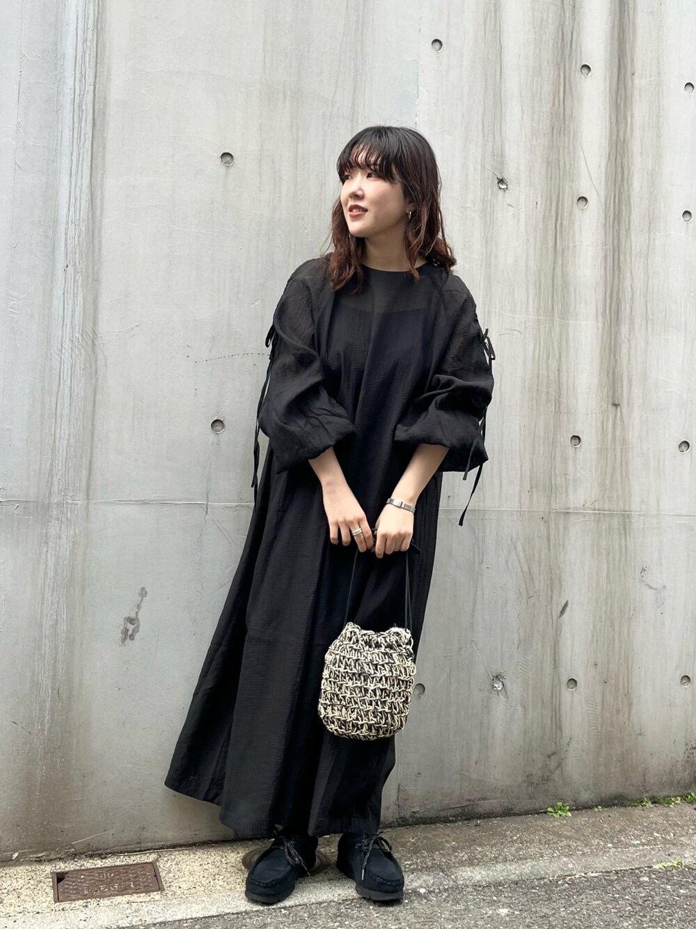 「低身長、KBF、kbf_ootd、ロングワンピース、ワンピース、シアーワンピース、ブラック」｜「KBFのシアーストライプボリュームドレス（ワンピース、ブラック系）」を使った、sasaさん（レディース・153cm）の春コーディネートの1枚目の写真