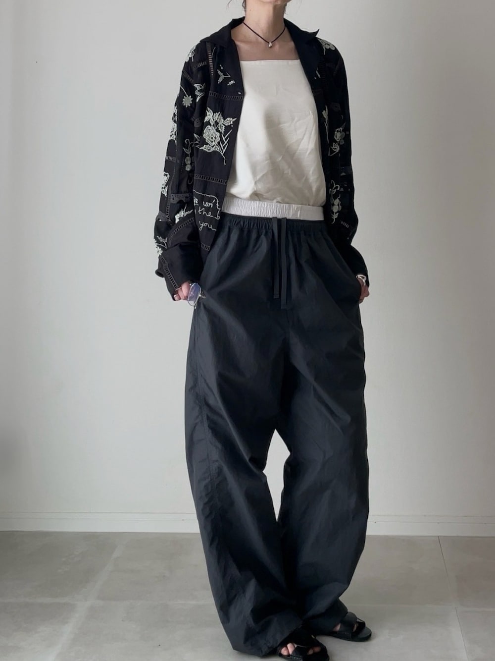 TODAYFUL エクリュ刺繍長袖シャツ fit=scale-down,w=1200