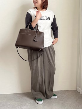「ラグランTシャツ」｜「アイテム（スラックス）」を使った、sakaiさん（レディース・161cm）の秋コーディネート