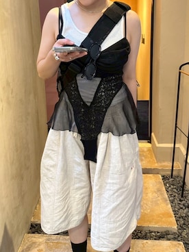 「アイテム（チノパンツ）」を使った、成美　さん（レディース・156cm）の夏コーディネート