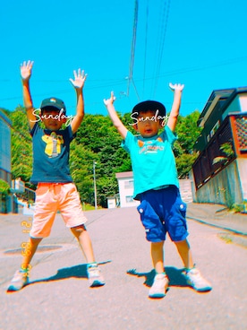 「PETIT BATEAU（プチバトー）のアイテム（パンツ）」を使った、YSIさん（キッズ・122cm）の秋コーディネート